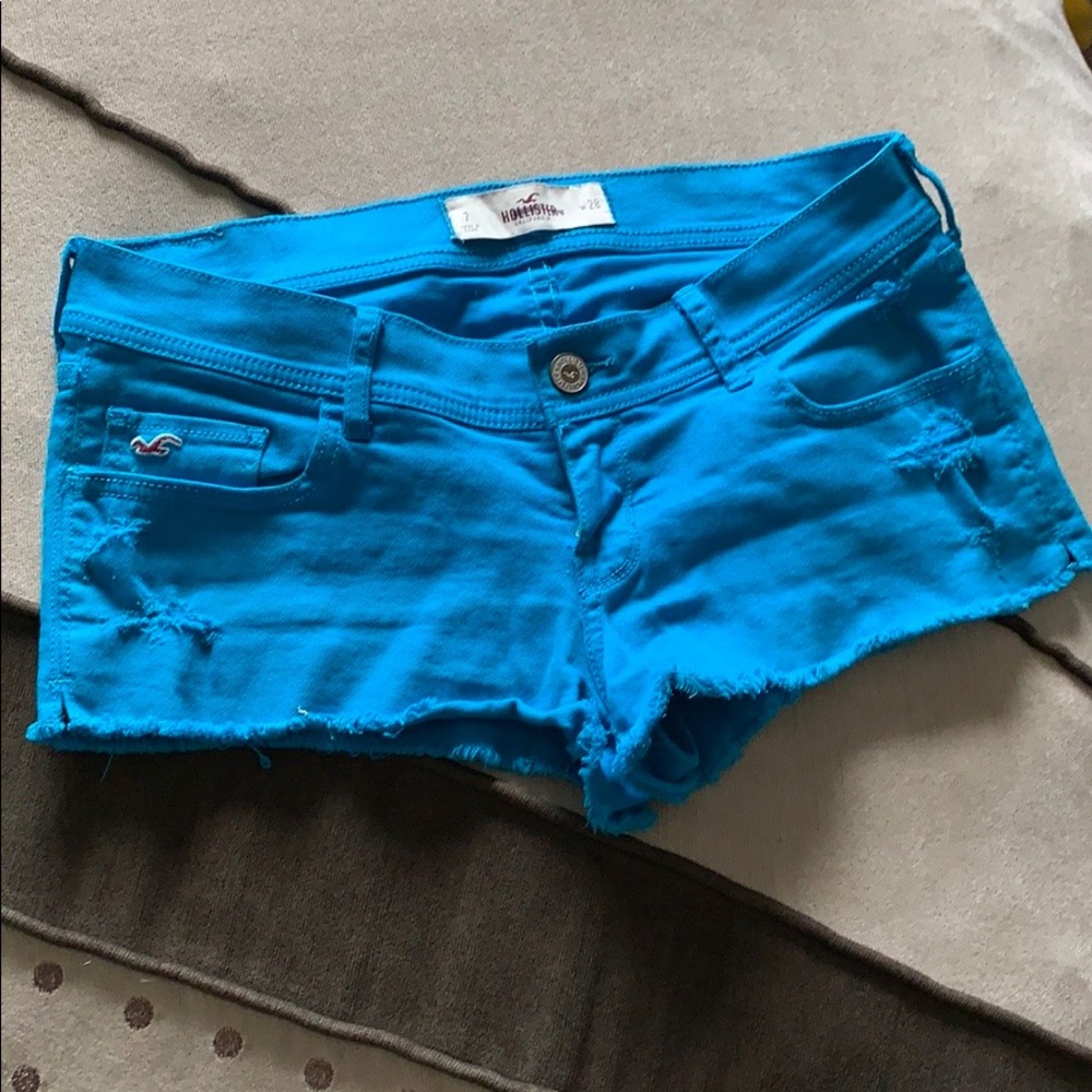 Hollister distressed short shorts